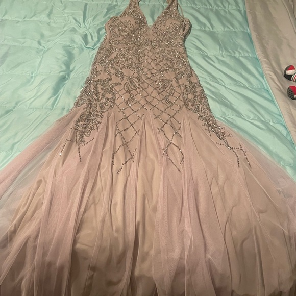 Prom dress size 8 worn once - Picture 7 of 8